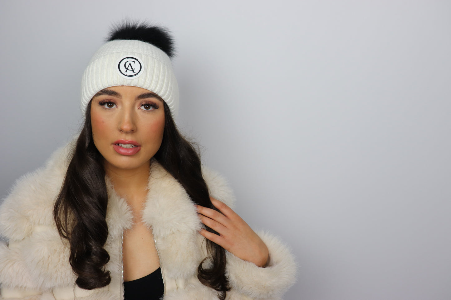 White Carl Anthony Winter Cashmere Hat